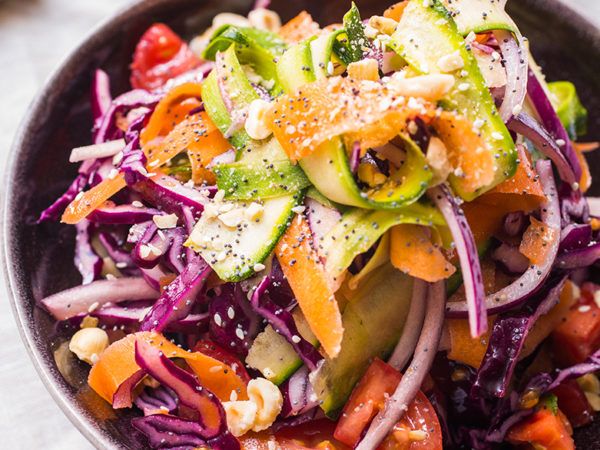 Roter Krautsalat mit Ahorndressing.jpg beabreitet