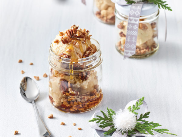 Ahorn-Pecanuss-Dessert