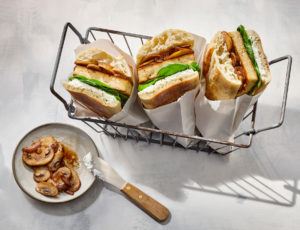 Heiße Tofu-Ahorn-Sandwiches