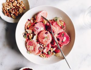 Rote Bete Ravioli mit Ahornsirup