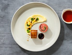 Lucki Maurers Ahorn-Elefantenohr mit Mais-Polenta