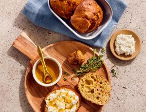 Feigen-Thymianbrötchen mit Ahornsirup