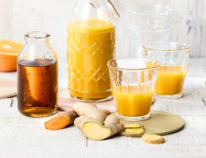 Rezeptbild/Serviervorschlag für Kurkuma-Ingwer-Shot mit Ahornsirup